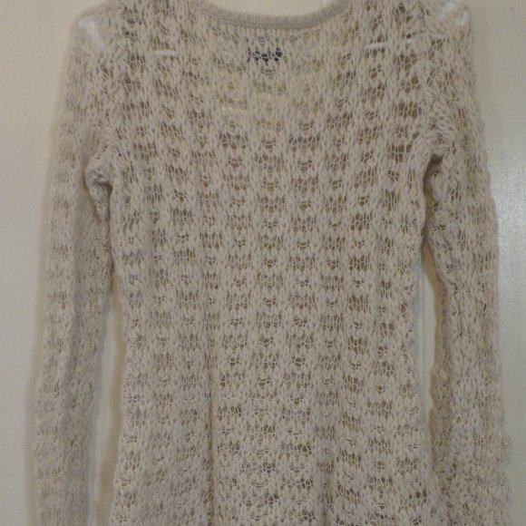 Women’s S Open Knit Sweater - Picture 2 of 3
